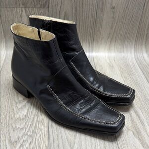 Dick Boons Elegant Black Leather Ankle Booties